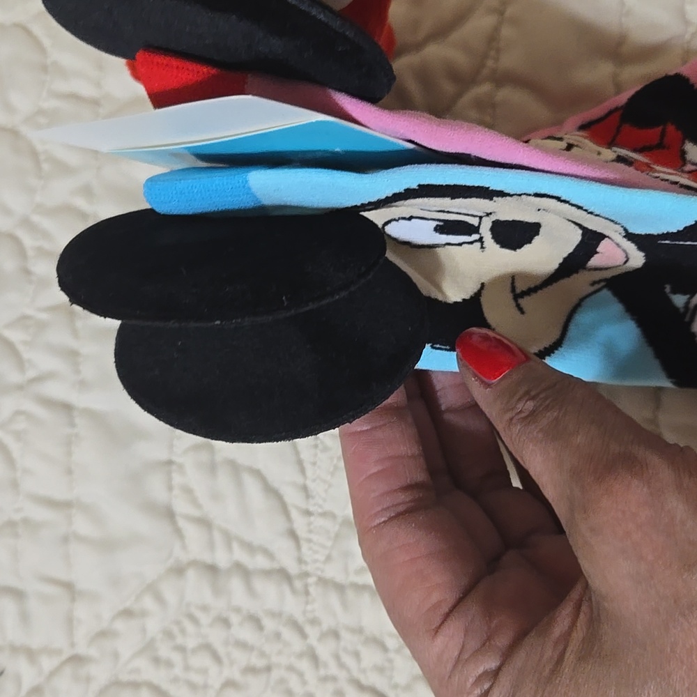 Mickey Mouse Character Socks - Picture 5 of 6